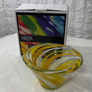 Mikasa Yellow and White Swirl Art Glass Bowl